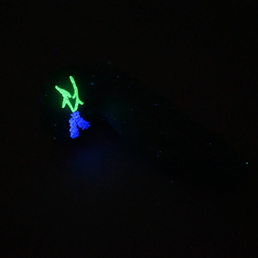 94MKB09 Kronos Large 0050 UV GITD GOBLIN HOLE