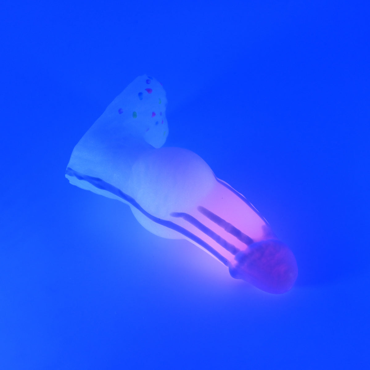 52SKA73 Jacob Small 0030 UV GITD
