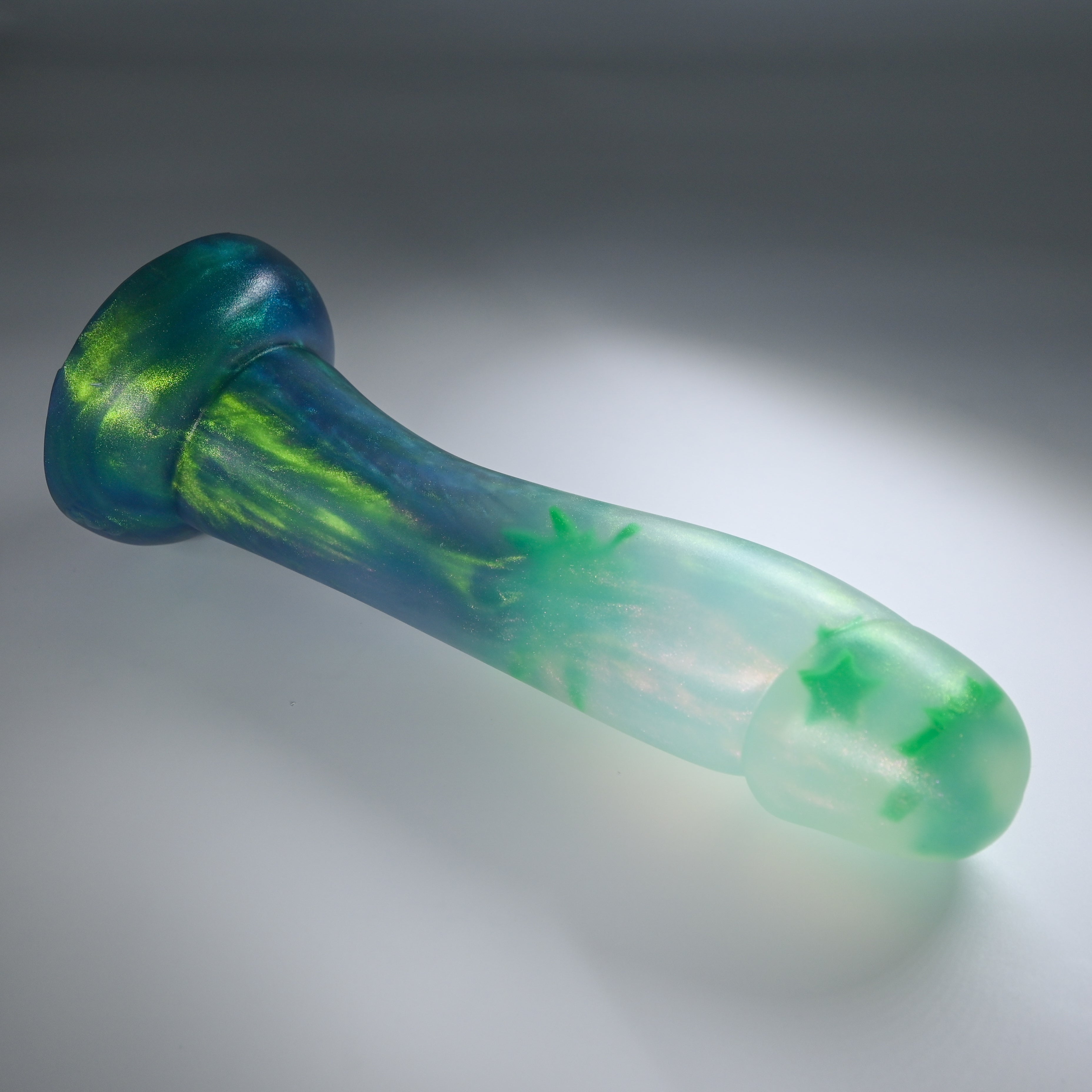 Z4TGZ27u Caelus Large NC 0031 UV GITD CS GHU