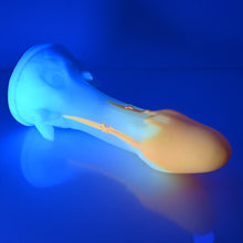 Load image into Gallery viewer, U4SDV72 Vaeriya O/S 0030 UV GITD
