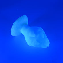 Load image into Gallery viewer, F4MHY49 Dragonfruit Plug Large 0050 UV GITD
