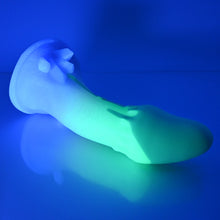 Load image into Gallery viewer, U4MDV79 Vaeriya O/S 0050 UV GITD
