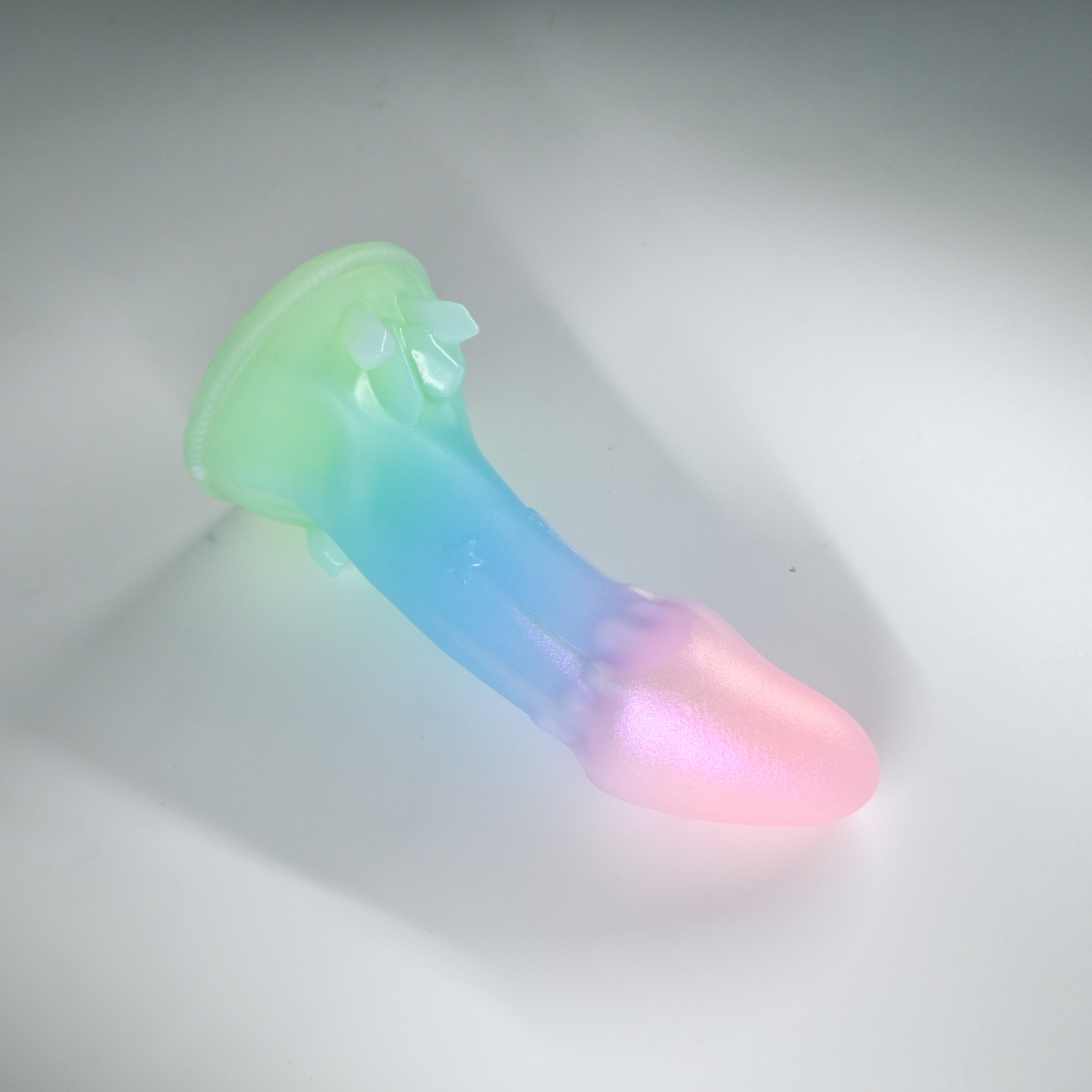 V2MKC35 Vaeriya Small 0050 UV GITD CS