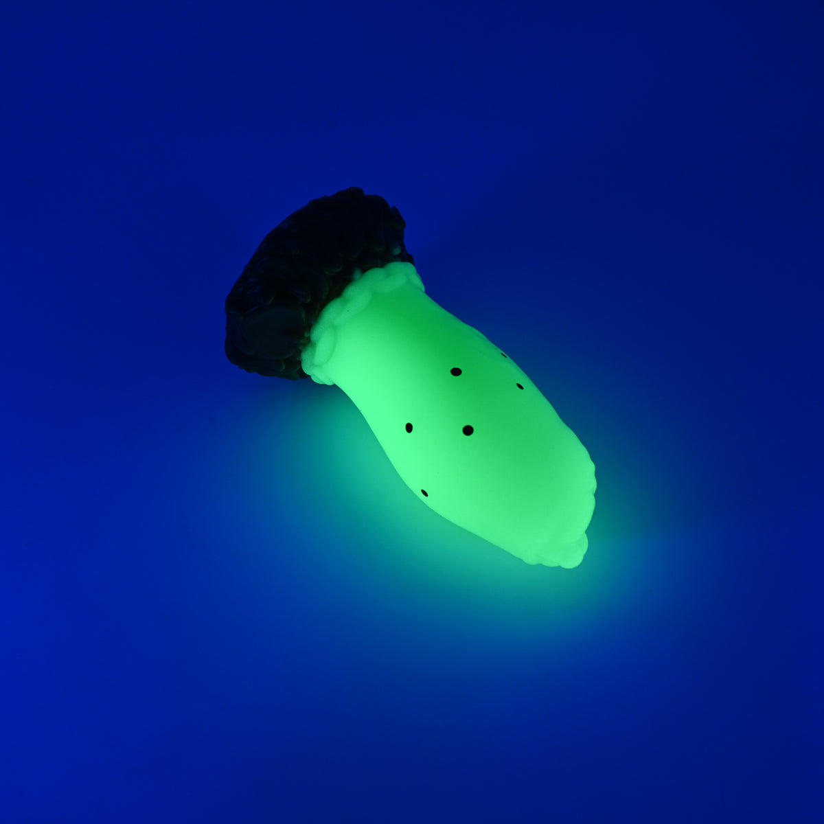 82SKA93 Hue Small 0030 UV GITD
