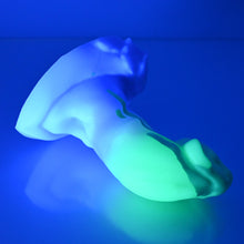 Load image into Gallery viewer, R2MDV67 Oberon Small 0050 UV GITD
