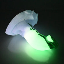 Load image into Gallery viewer, R2MDV67 Oberon Small 0050 UV GITD
