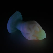 Load image into Gallery viewer, F3SGY15 Dragonfruit Plug Medium 0030 UV GITD
