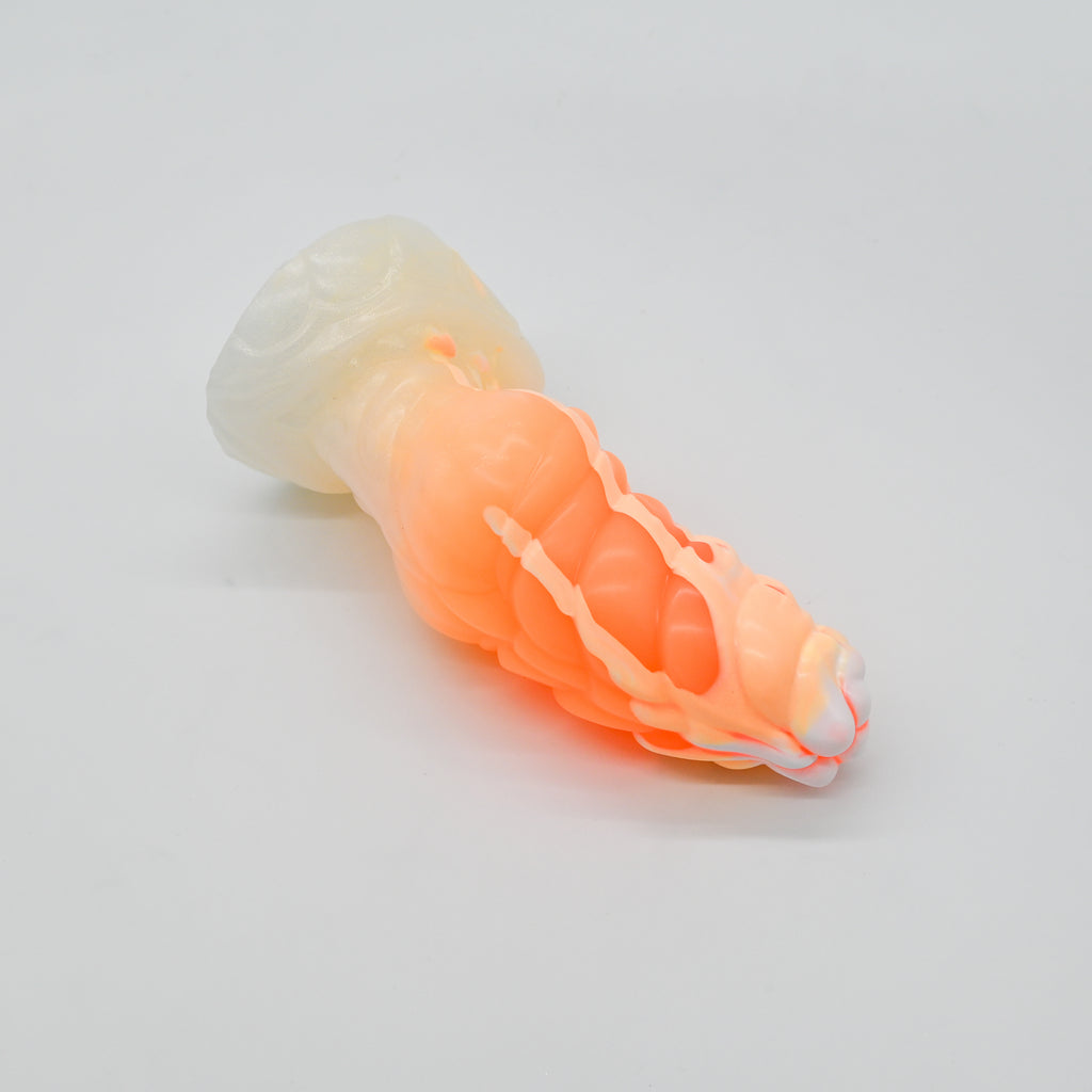 P3XKB82 Pluto Medium 0020 UV GITD