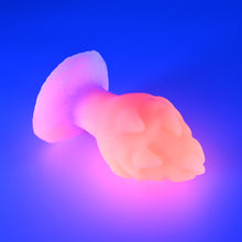 Load image into Gallery viewer, F3SGY16 Dragonfruit Plug Medium 0030 UV GITD
