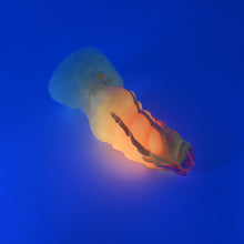 Load image into Gallery viewer, P3XKB82 Pluto Medium 0020 UV GITD
