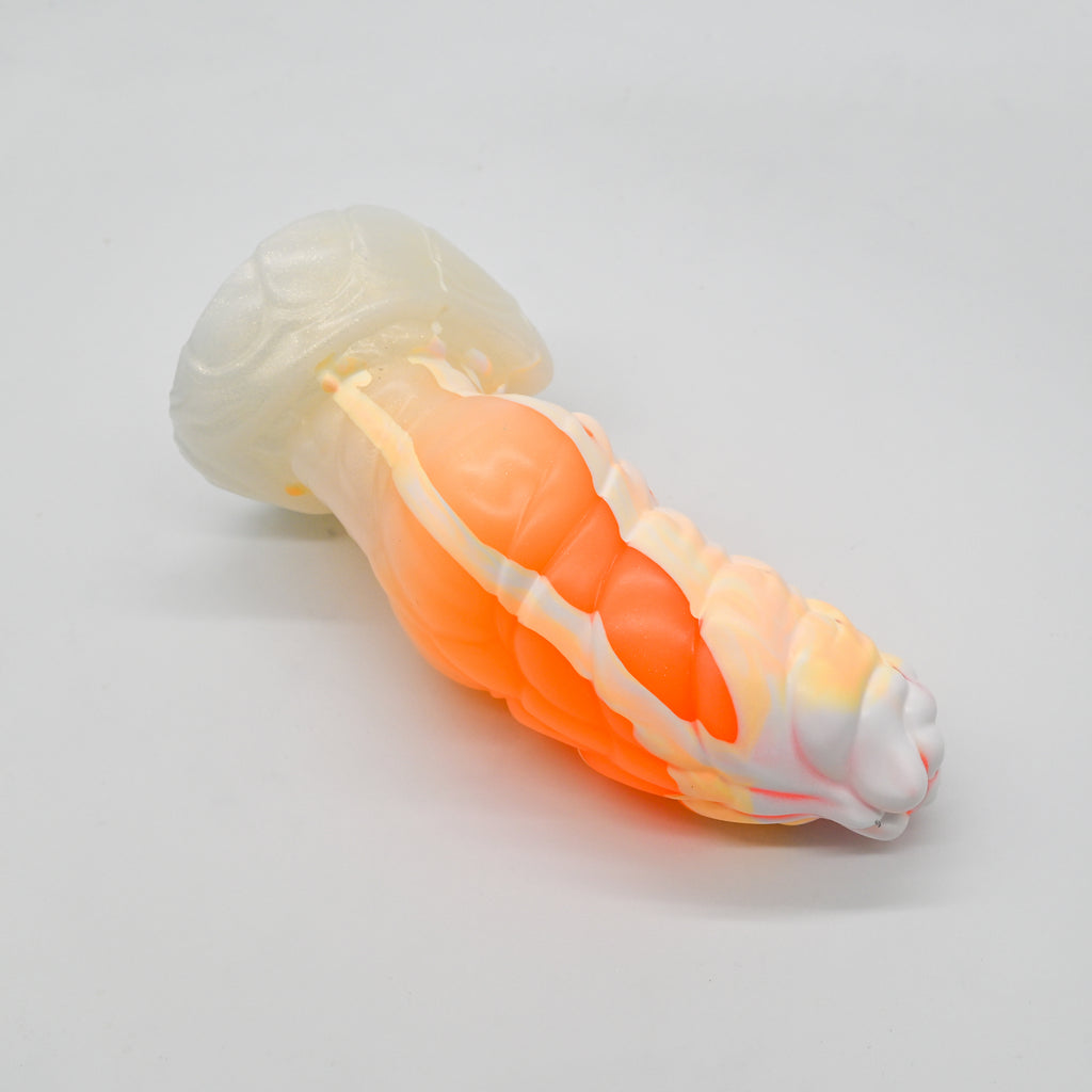 P4XKB84 Pluto Large 0020 UV GITD