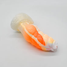 Load image into Gallery viewer, P4XKB84 Pluto Large 0020 UV GITD

