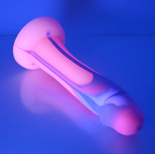 Load image into Gallery viewer, Z3MEY16 Caelus Medium 0050 UV GITD
