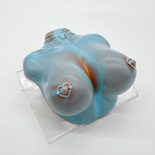 Load image into Gallery viewer, D2XGX99 Celeste Small 0020 UV GITD
