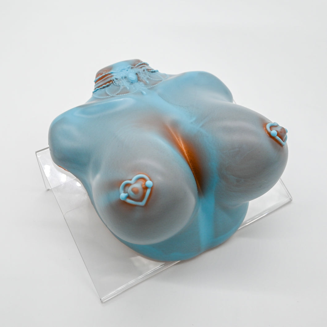 D2XGX99 Celeste Small 0020 UV GITD