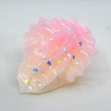 Load image into Gallery viewer, C2SDW31 Calypso Small 0030 UV GITD
