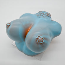 Load image into Gallery viewer, D4XGY05 Celeste Large 0020 UV GITD
