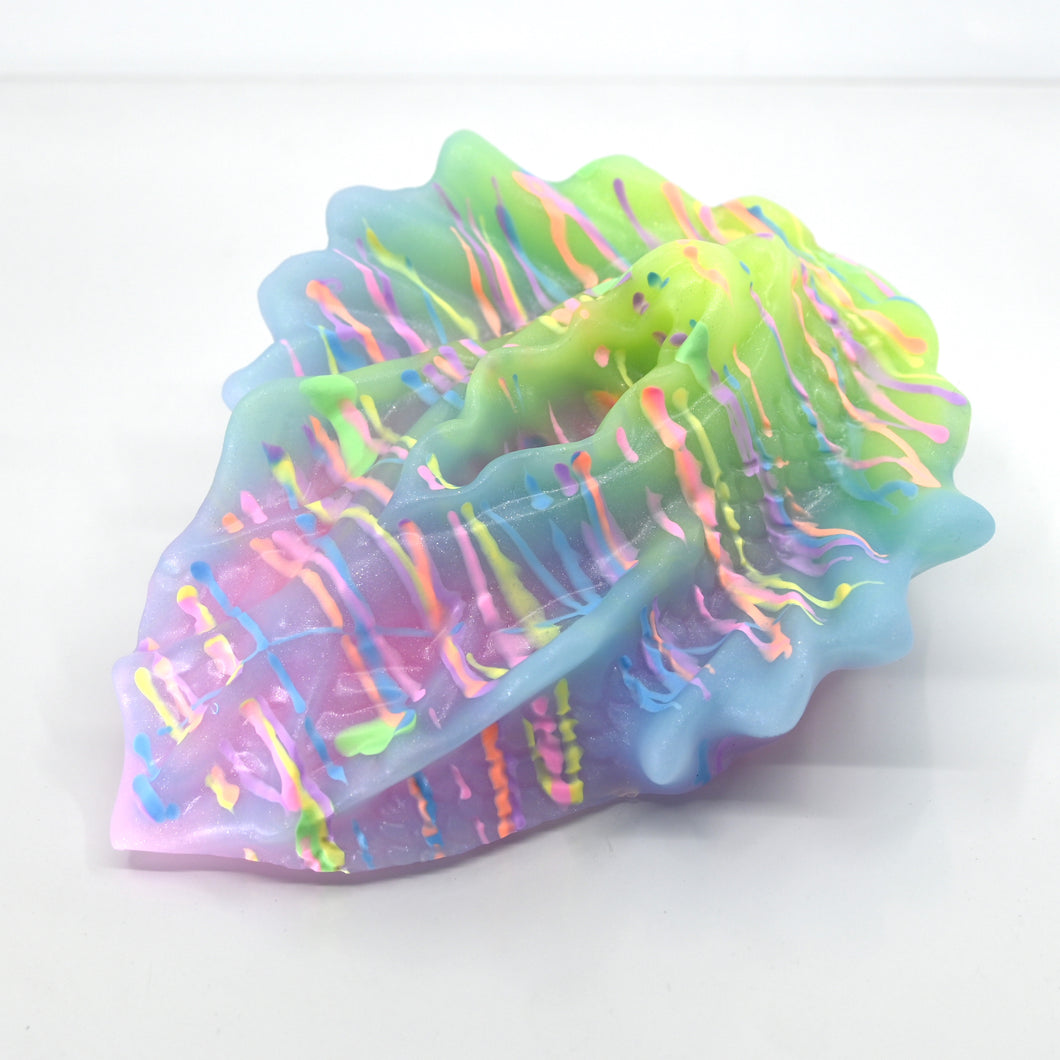 C4MDW43 Calypso Large 0050 UV GITD