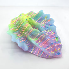 Load image into Gallery viewer, C4MDW43 Calypso Large 0050 UV GITD
