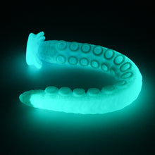 Load image into Gallery viewer, E4XGY11 Illex Large 0020 UV GITD
