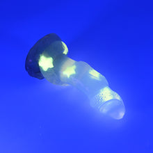Load image into Gallery viewer, 32THZ99 Celia Small NC 0031 UV GITD CS
