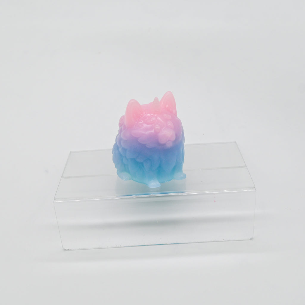 1PMKA68 Puppicorn 0050 UV GITD