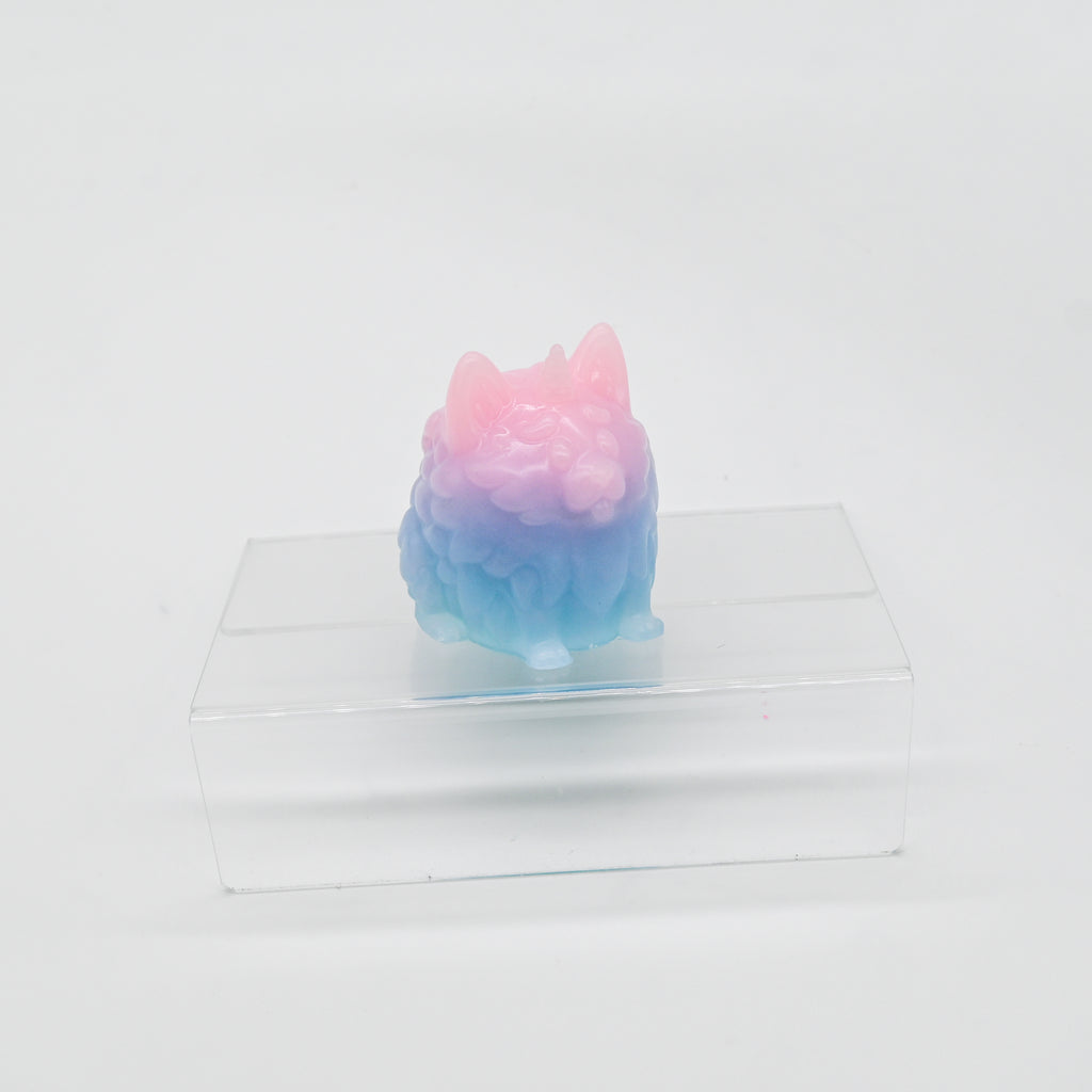 1PMKA68 Puppicorn 0050 UV GITD