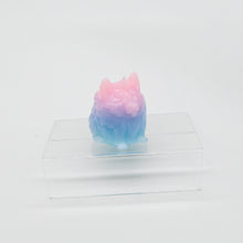 Load image into Gallery viewer, 1PMKA68 Puppicorn 0050 UV GITD
