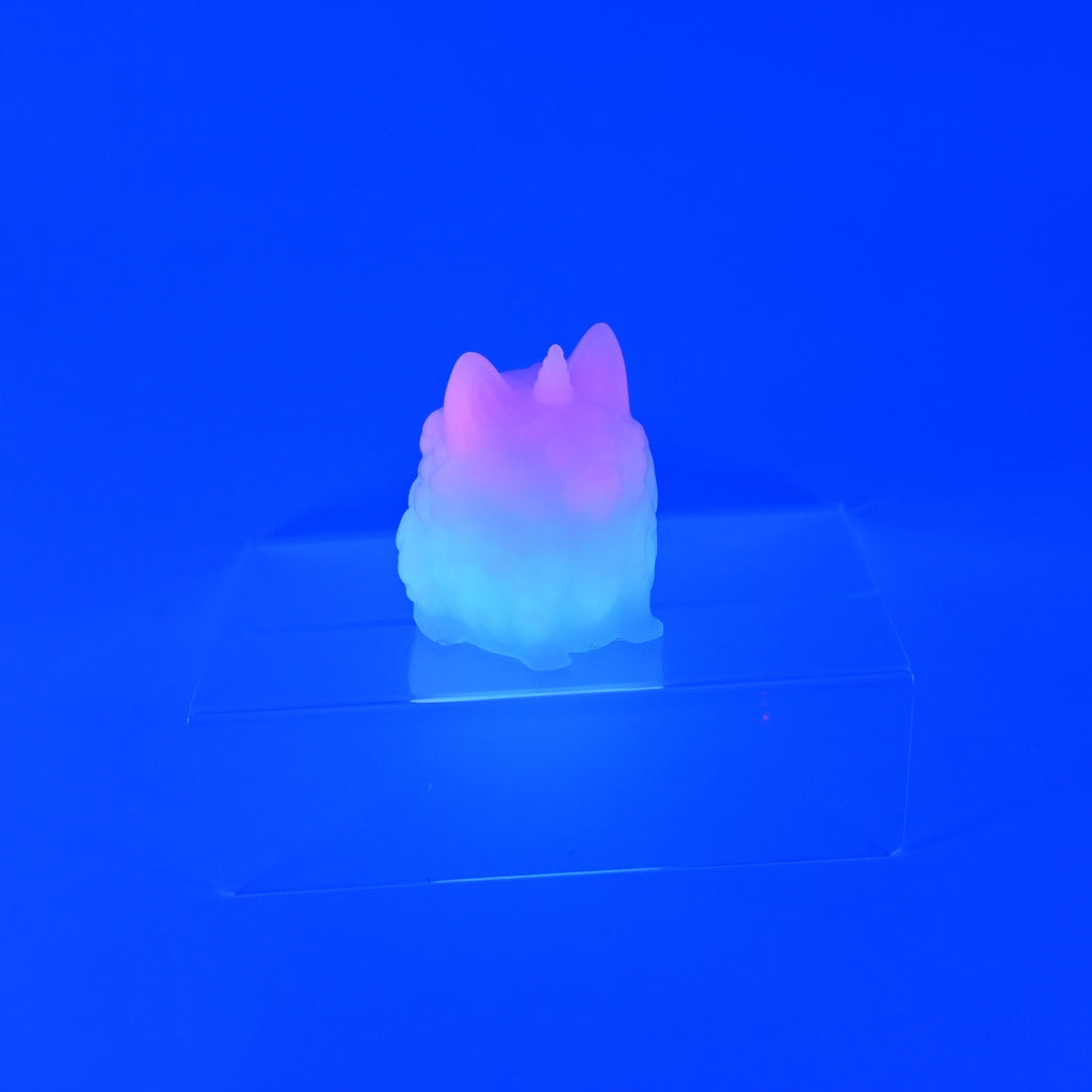 1PMKA68 Puppicorn 0050 UV GITD
