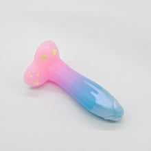 Load image into Gallery viewer, Q2MKD76 Aquus Small 0050 UV GITD
