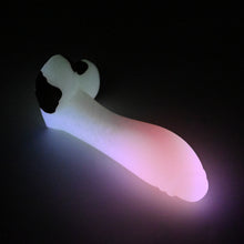 Load image into Gallery viewer, Q3SKD77 Aquus Medium 0030 UV GITD
