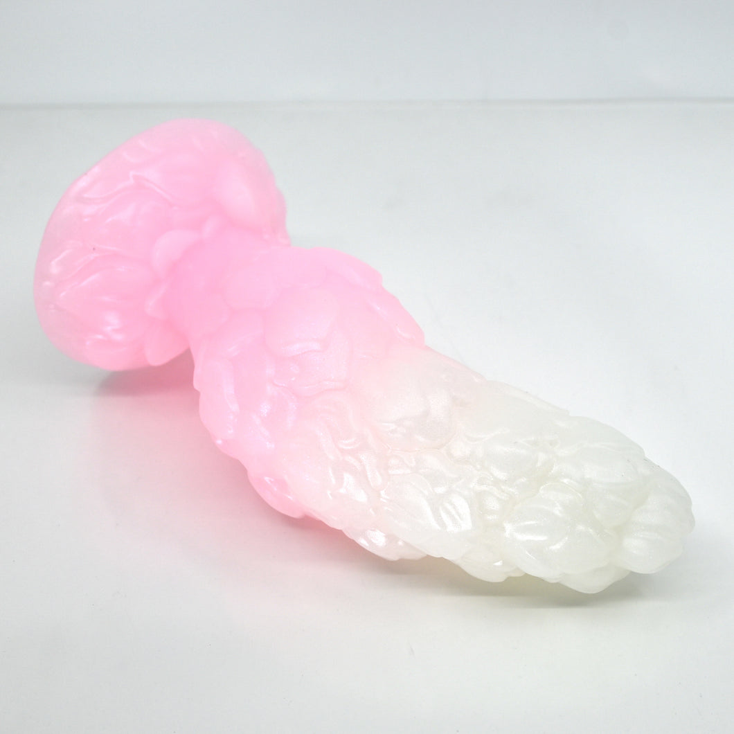 B2XEW55 Flora Small 0020 UV GITD