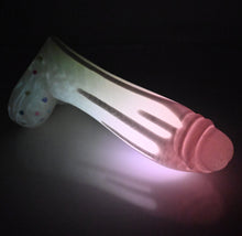 Load image into Gallery viewer, Q3SDX04 Aquus Medium 0030 UV GITD
