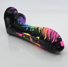 Load image into Gallery viewer, Q3SDX66 Aquus Medium 0030 UV GITD
