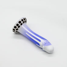 Load image into Gallery viewer, Z2SKE45 Caelus Small 0030 UV GITD
