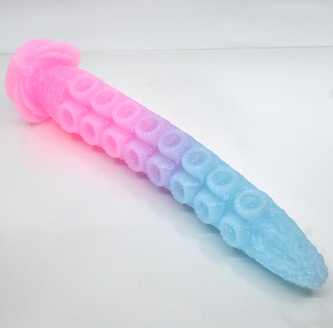 E2SEW68 Illex Medium 0030 UV GITD