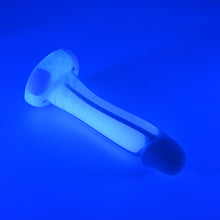 Load image into Gallery viewer, Z2SHA65 Caelus Small 0030 UV GITD
