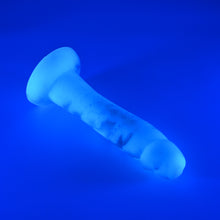 Load image into Gallery viewer, Z2MHA67 Caelus Small 0050 UV GITD
