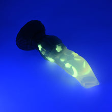 Load image into Gallery viewer, H3TJA77 Hellion Medium NC 0031 UV GITD CS
