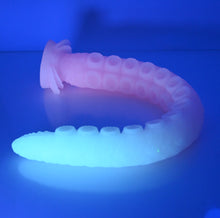 Load image into Gallery viewer, E3XEW77 Illex Large 0020 UV GITD *FLOP*
