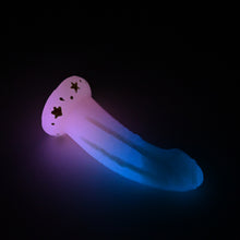 Load image into Gallery viewer, T2MKD95 Titan Small 0050 UV GITD
