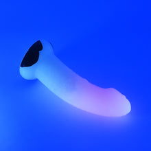 Load image into Gallery viewer, T3SKD97 Titan Medium 0030 UV GITD
