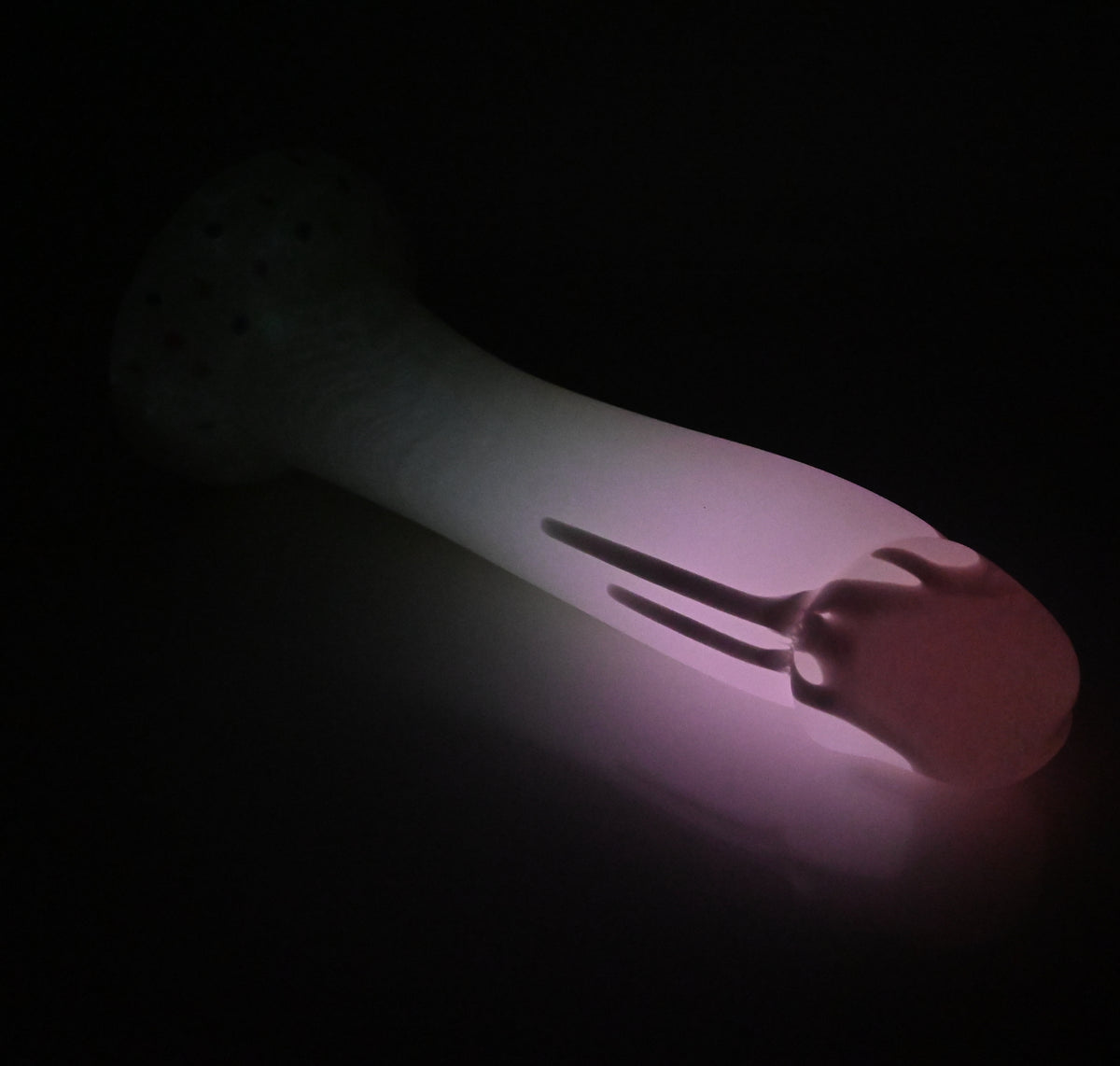 Z4SDX57 Caelus Large 0030 UV GITD