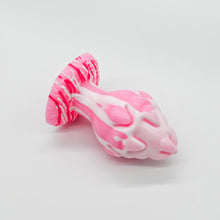 Load image into Gallery viewer, F4MJA52 Dragonfruit Plug Large 0050 UV GITD
