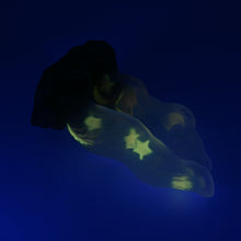 Load image into Gallery viewer, A4TJA39 Alara Large NC 0031 UV GITD CS
