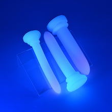Load image into Gallery viewer, AASJA34 Dilator Set 0030 UV GITD *FLOP*
