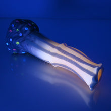 Load image into Gallery viewer, K3SDW72 Kitalpha Medium 0030 UV GITD
