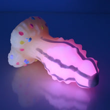 Load image into Gallery viewer, M2SDW84 Mars Small 0030 UV GITD
