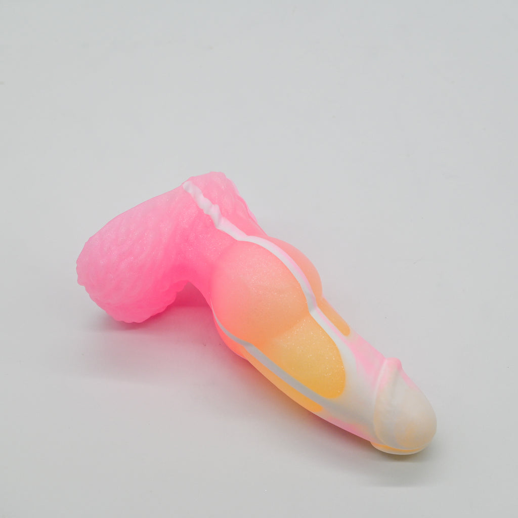 52SKC79 Jacob Small 0030 UV GITD