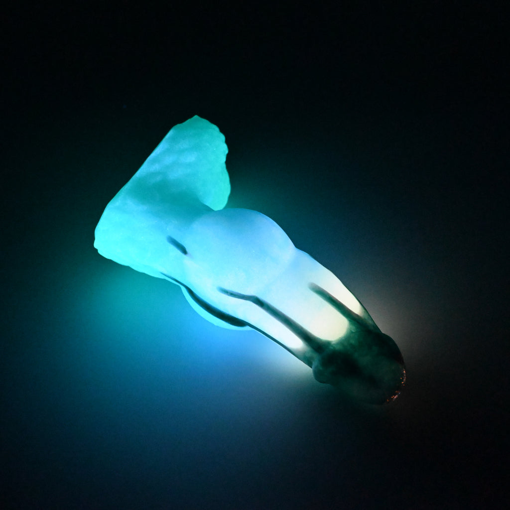 52SKC80 Jacob Small 0030 UV GITD